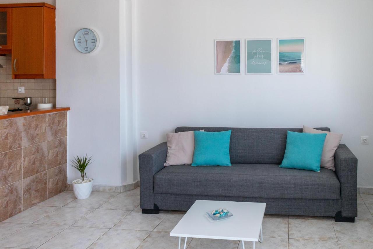 Lovely Sea View Apartment At The Heart Of The Town Ierápetra Exteriör bild