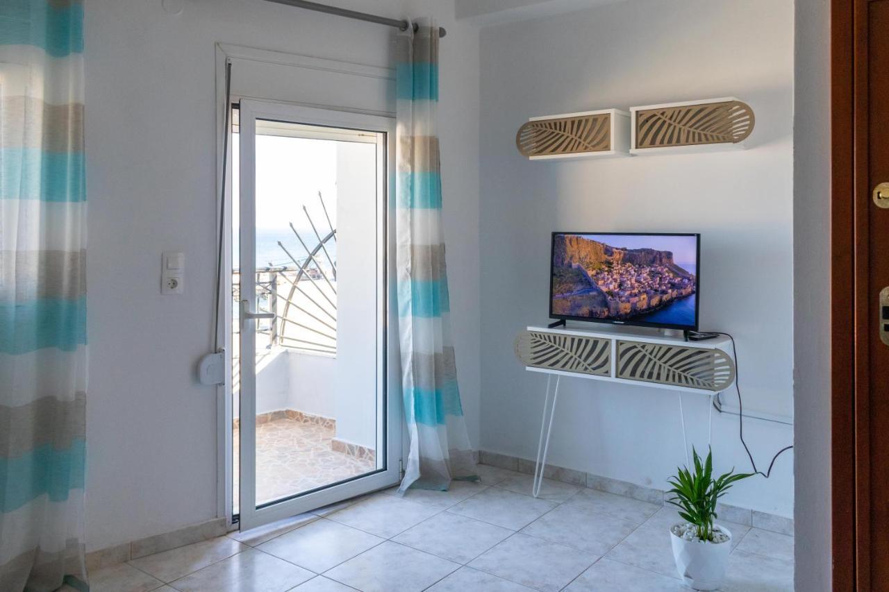 Lovely Sea View Apartment At The Heart Of The Town Ierápetra Exteriör bild