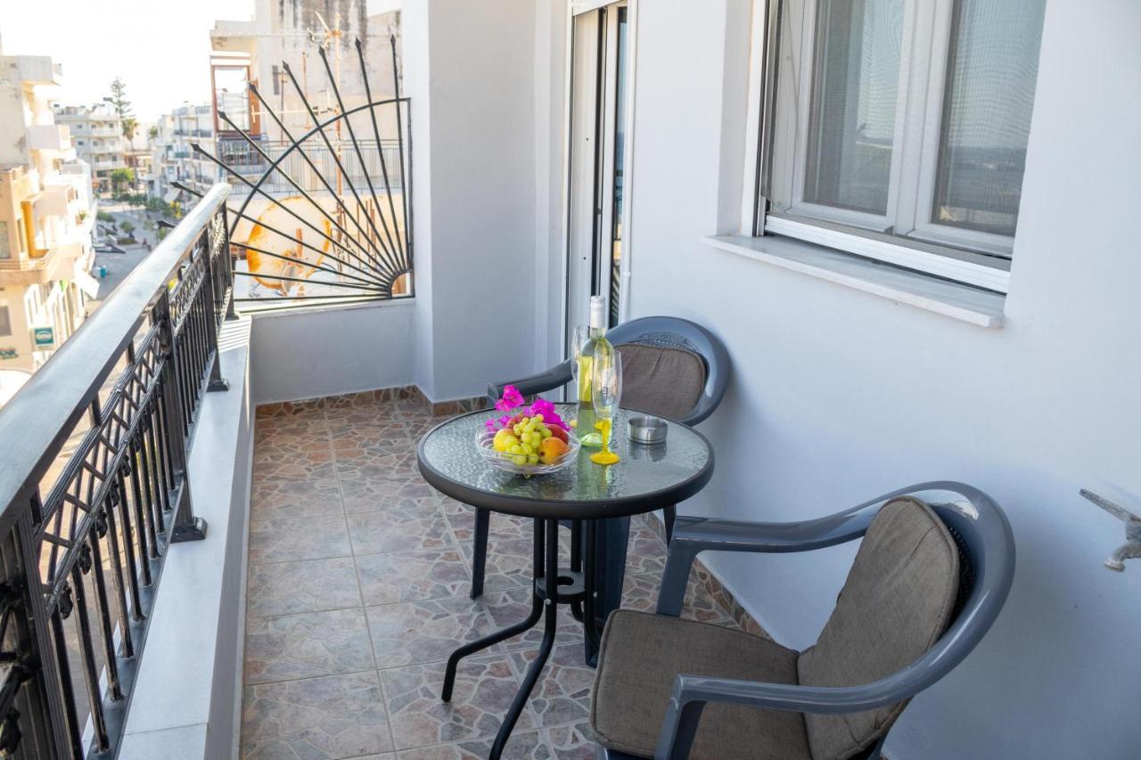 Lovely Sea View Apartment At The Heart Of The Town Ierápetra Exteriör bild