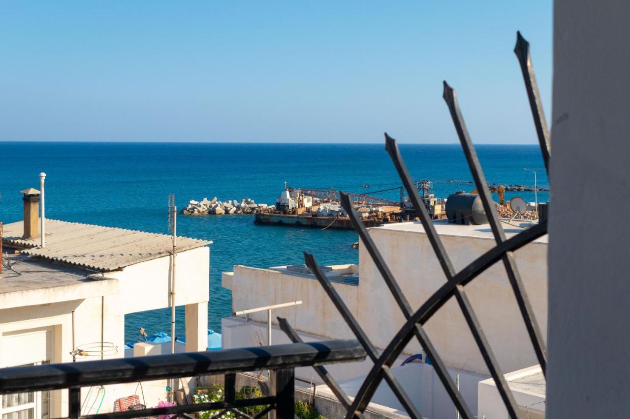 Lovely Sea View Apartment At The Heart Of The Town Ierápetra Exteriör bild